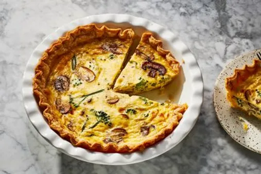 Making the Perfect Lorraine Quiche Crust